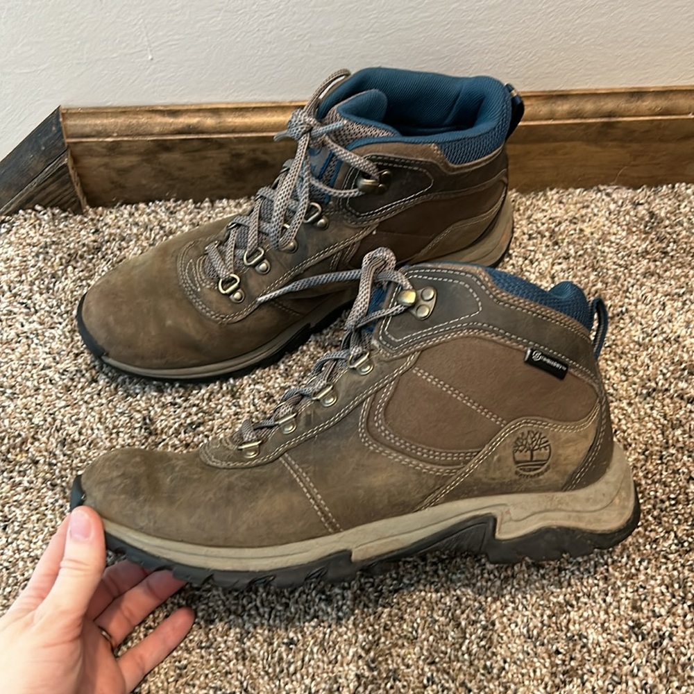 Timberland Women's Taupe and Blue Hiking Boot - Picture 8 of 14